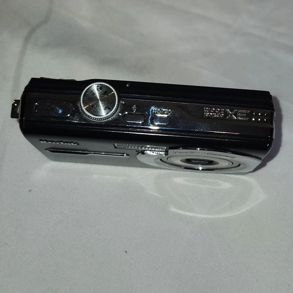 Kodak EasyShare M753 7.0MP Digital Camera Black‎ Untested As Is For Parts Repair